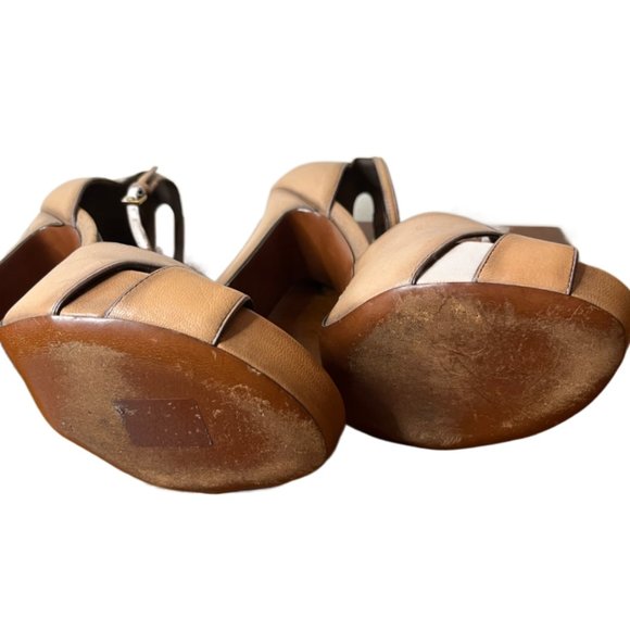 Louis Vuitton Distressed Tan Leather Ankle Strap Platforms Size 36 (US 5.5) - Picture 13 of 14